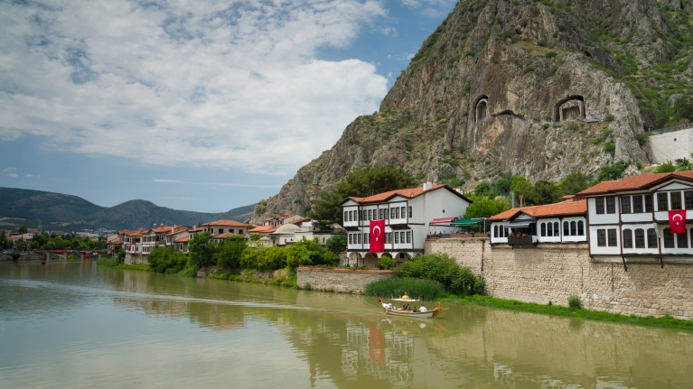 turkey-amasya-city-view